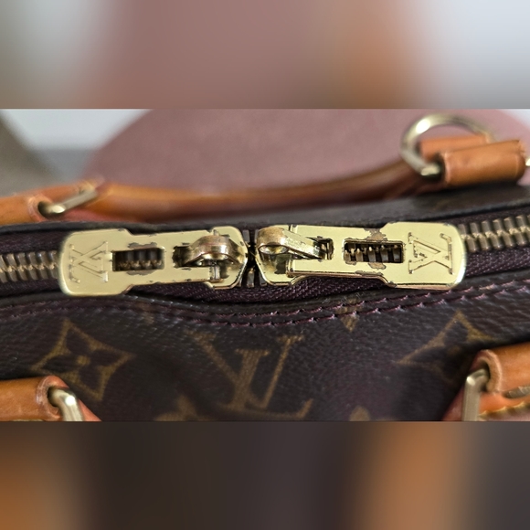 Louis Vuitton Vintage Monogram Alma PM Size - Picture 8 of 16